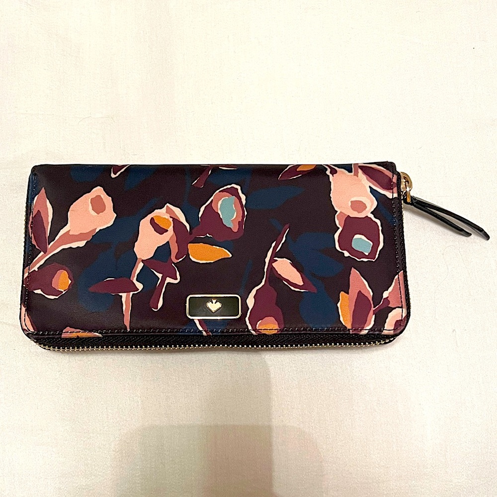 Kate Spade Waterproof Wallet with gold hardware - Excellent Condition